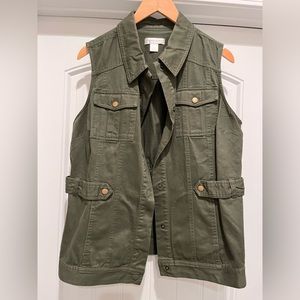 Christopher and Banks Women’s Vest. Large